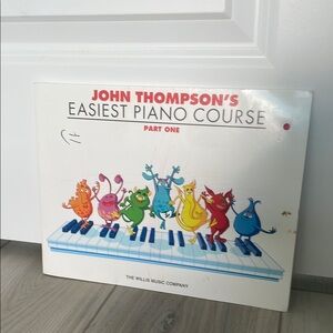John Thompson's Easiest Piano Course Part One - Colorful Learning Toy